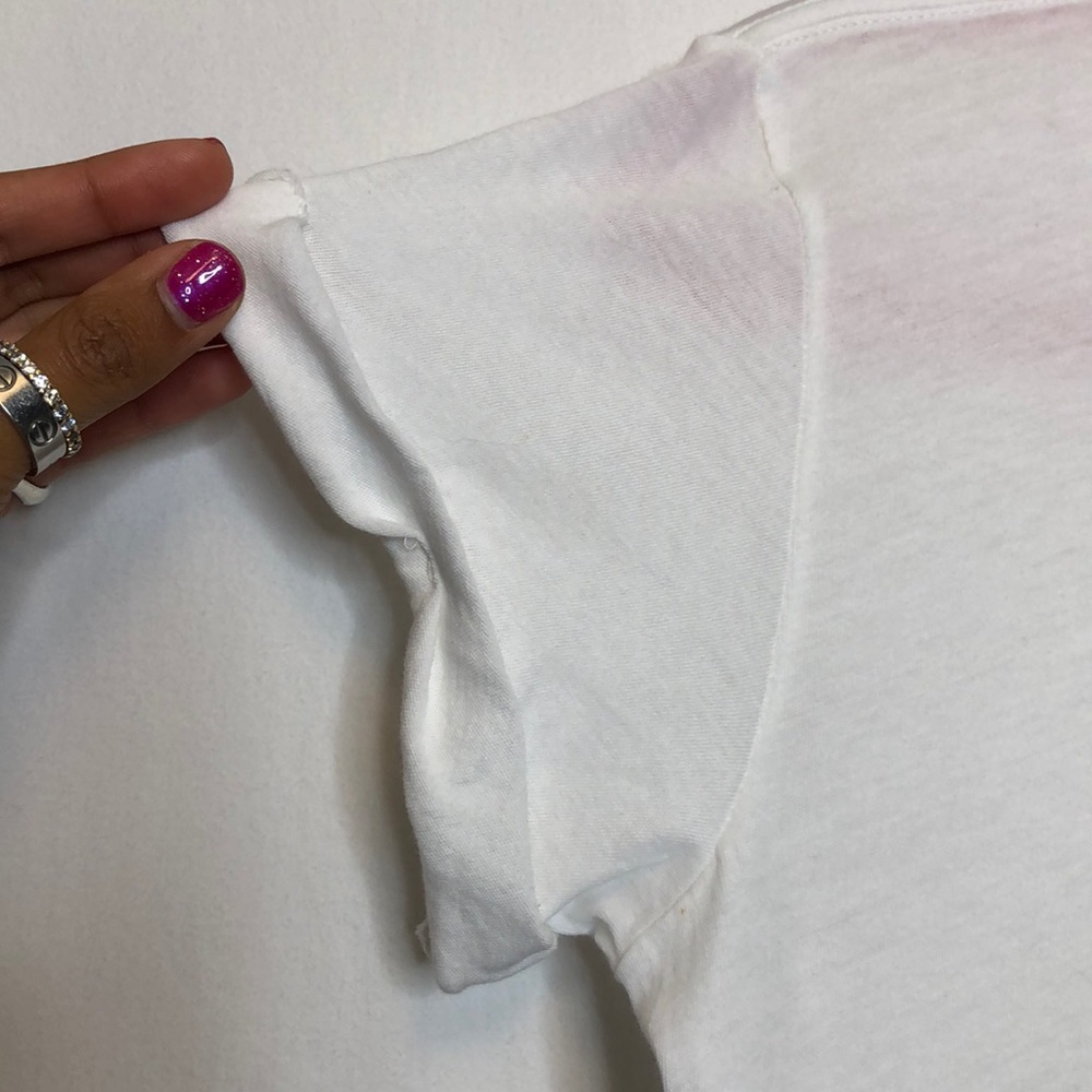 WILDFOX “Eat Your Heart Out” white t-shirt 💗 - Picture 6 of 8